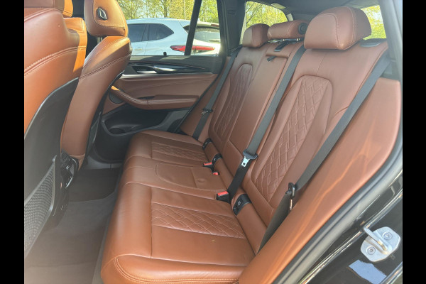 BMW X3 xDrive30e M Sport Plug-in Hybrid 292pk | VOL! | Panormamadak | Adaptive cruise | Trekhaak | M-pakket | Sportstoelen | 21 inch | Head-up Display | Memory seats | Harman Kardon | 360 graden camera | Keyless | Stoelverwarming | Adaptief deming systeem | Draadloos opladen