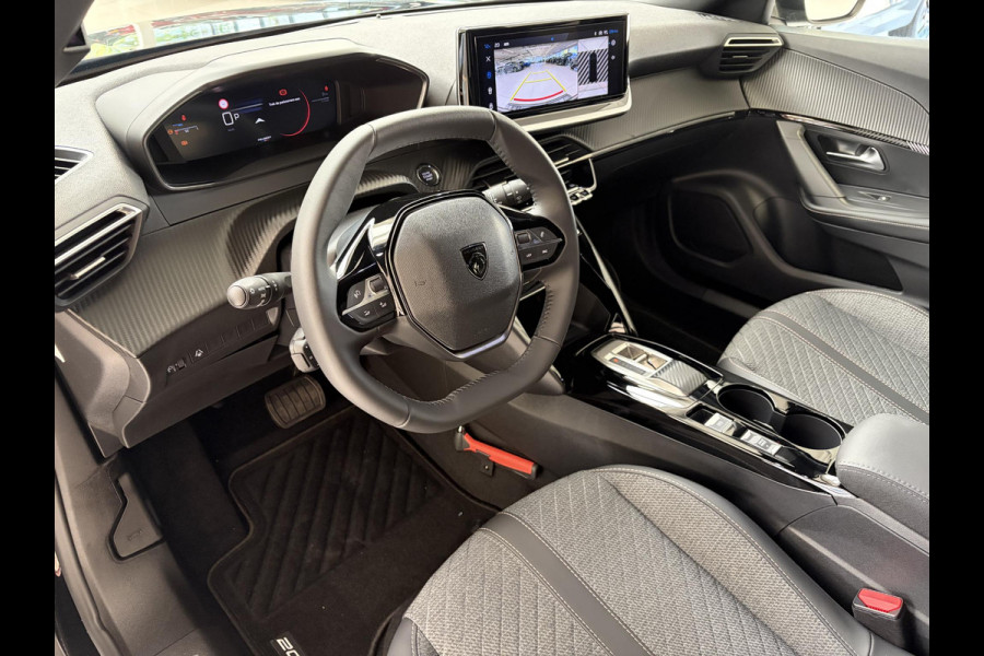 Peugeot 2008 1.2 Hybrid 145 GT | Navigatie | Parkeer Camera | Tot 8 jaar garantie