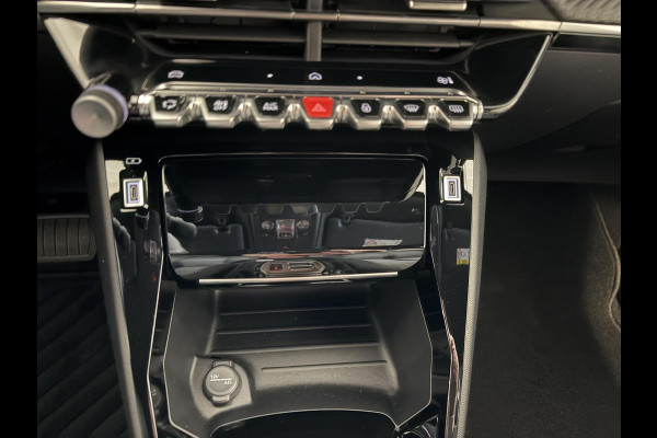Peugeot 2008 1.2 Hybrid 145 GT | Navigatie | Parkeer Camera | Tot 8 jaar garantie
