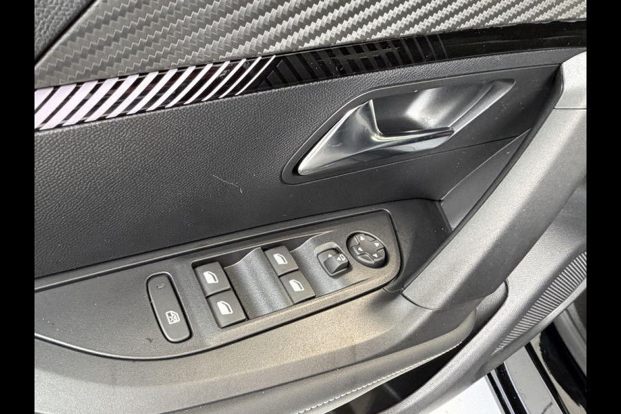 Peugeot 2008 1.2 Hybrid 145 GT | Navigatie | Parkeer Camera | Tot 8 jaar garantie