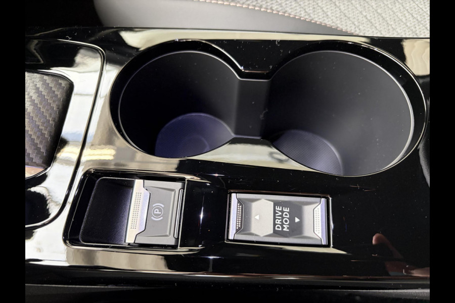 Peugeot 2008 1.2 Hybrid 145 GT | Navigatie | Parkeer Camera | Tot 8 jaar garantie