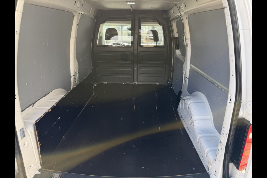 Volkswagen Caddy 2.0 TDI 102pk L2H1 BMT Maxi Comfortline / vaste prijs rijklaar € 10.950 ex btw / lease vanaf € 185 / euro 6 / bpm vrij / imperial / airco / cruise / trekhaak / pdc achter !