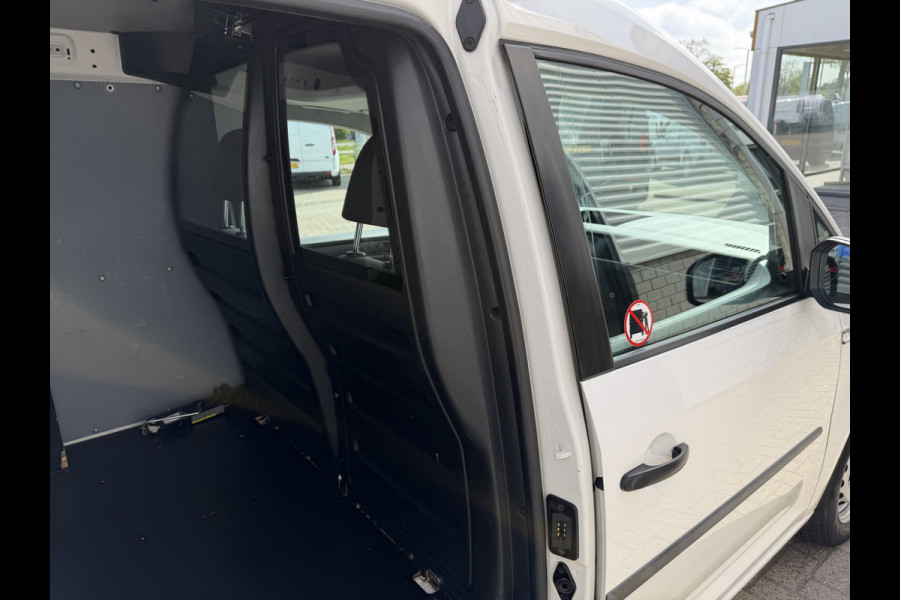 Volkswagen Caddy 2.0 TDI 102pk L2H1 BMT Maxi Comfortline / vaste prijs rijklaar € 10.950 ex btw / lease vanaf € 185 / euro 6 / bpm vrij / imperial / airco / cruise / trekhaak / pdc achter !