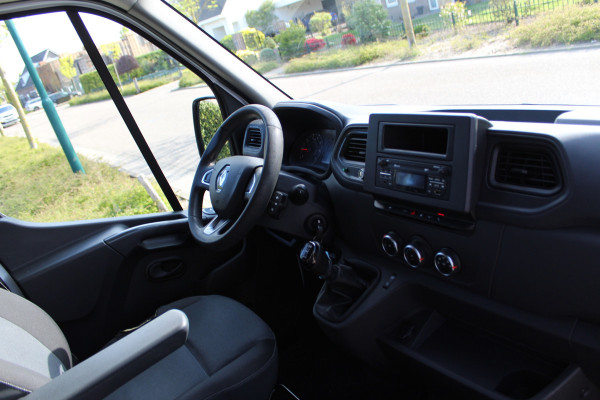 Renault Master T35 2.3 dCi 135PK Euro6 L2H2 ✓ 3-zits ✓ stroomomvormer ✓ trekhaak