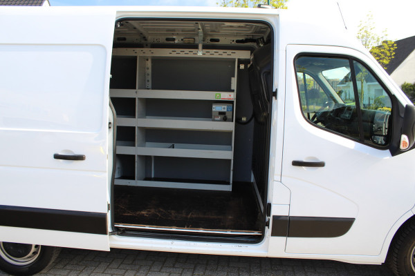 Renault Master T35 2.3 dCi 135PK Euro6 L2H2 ✓ 3-zits ✓ stroomomvormer ✓ trekhaak