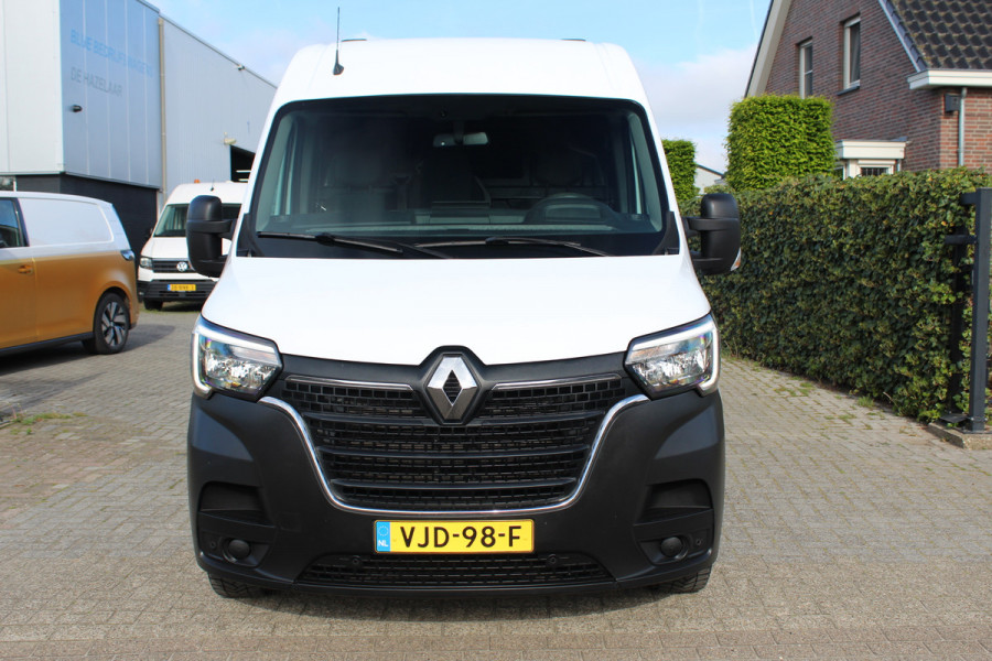 Renault Master T35 2.3 dCi 135PK Euro6 L2H2 ✓ 3-zits ✓ stroomomvormer ✓ trekhaak