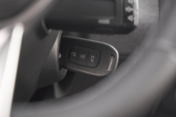 Renault Clio 1.6 E-Tech Full Hybrid 145 Evolution | Apple Carplay | Parkeersensoren | LED | Cruise Control