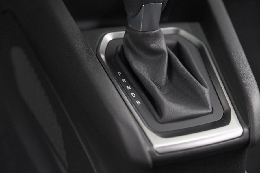 Renault Clio 1.6 E-Tech Full Hybrid 145 Evolution | Apple Carplay | Parkeersensoren | LED | Cruise Control