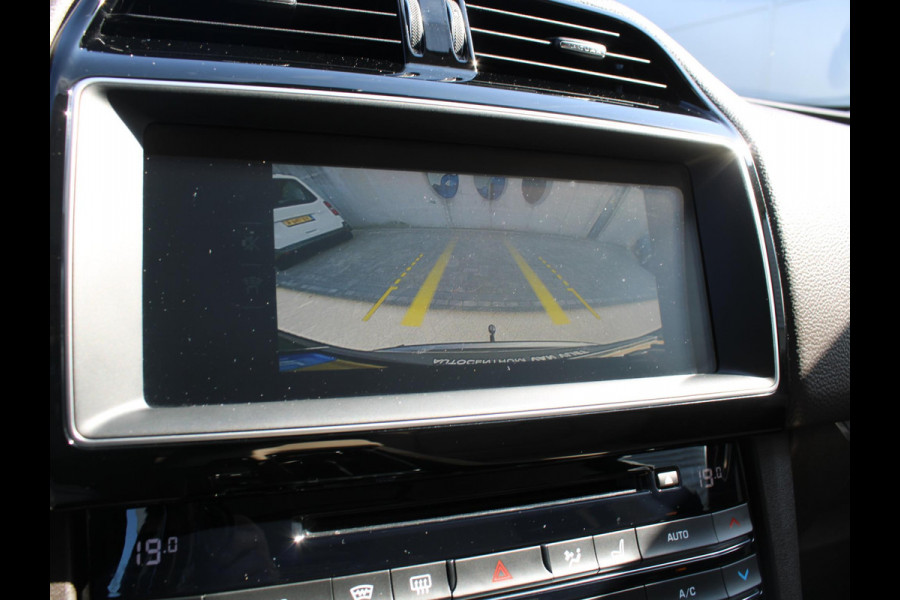 Jaguar F-Pace 2.0 Portfolio AWD 25t | PANORAMADAK | LEDEREN BEKLEDING |