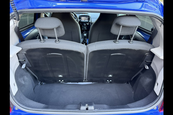 Peugeot 108 1.0 e-VTi Allure / Cruise Control / Navigatie - Apple CarPlay-Android / 124- KM Groot Onderhoud / NED-108 / ALL-Season