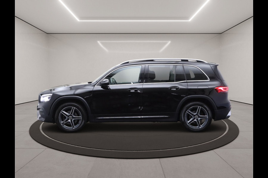 Mercedes-Benz Glb 200 Automaat AMG Line, Panoramadak, Trekhaak, Stoelverwarming