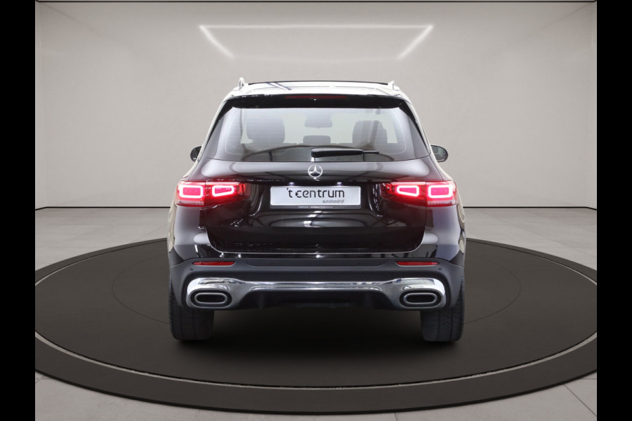 Mercedes-Benz Glb 200 Automaat AMG Line, Panoramadak, Trekhaak, Stoelverwarming