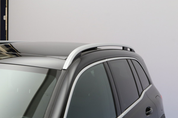 Mercedes-Benz Glb 200 Automaat AMG Line, Panoramadak, Trekhaak, Stoelverwarming