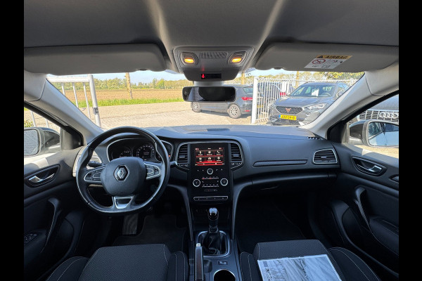 Renault Mégane 1.2 TCe Zen PDC / CRUISE / NAVI / STOELVERWARMING / ZWARTE LMV / ECC