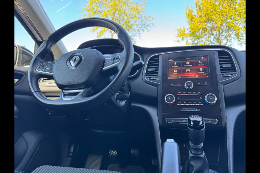 Renault Mégane 1.2 TCe Zen PDC / CRUISE / NAVI / STOELVERWARMING / ZWARTE LMV / ECC