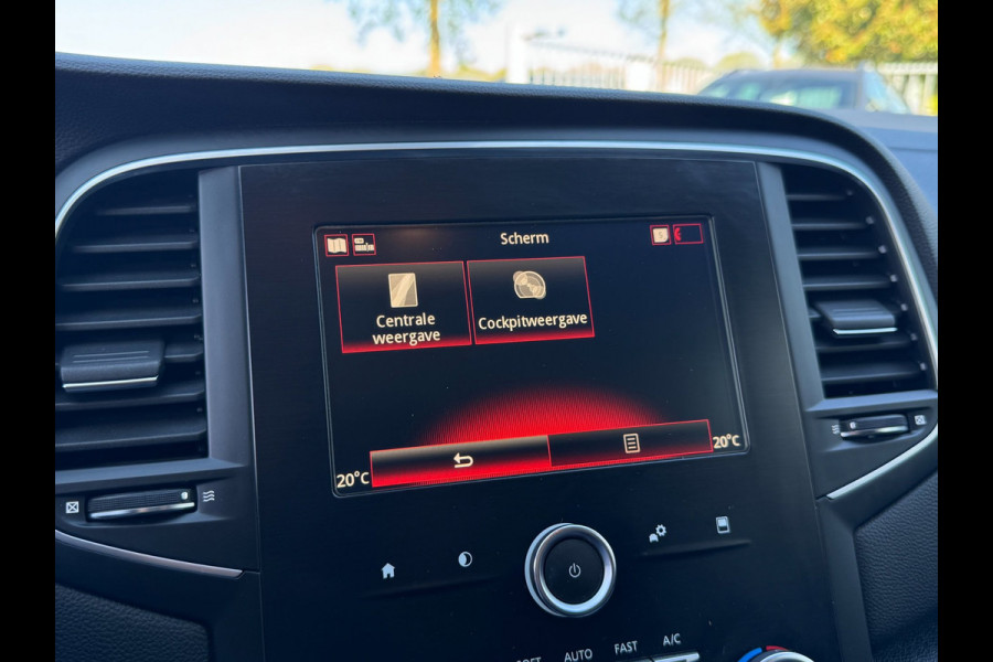 Renault Mégane 1.2 TCe Zen PDC / CRUISE / NAVI / STOELVERWARMING / ZWARTE LMV / ECC