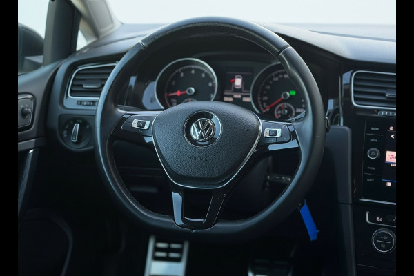 Volkswagen Golf 1.5 TSI AUTOMAAT Comfortline Business, achteruitrijcamera, climaat controle,navigatie, cruise controle