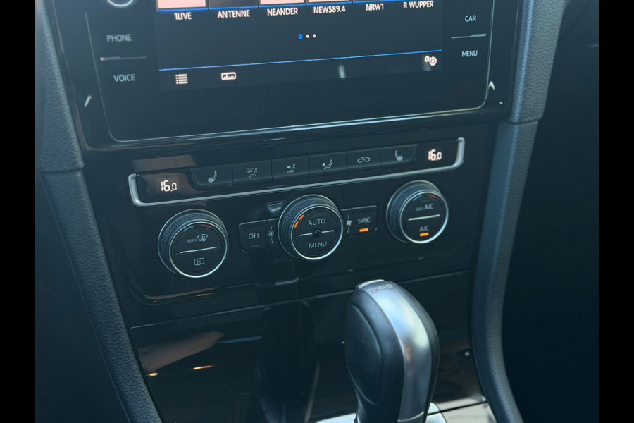 Volkswagen Golf 1.5 TSI AUTOMAAT Comfortline Business, achteruitrijcamera, climaat controle,navigatie, cruise controle