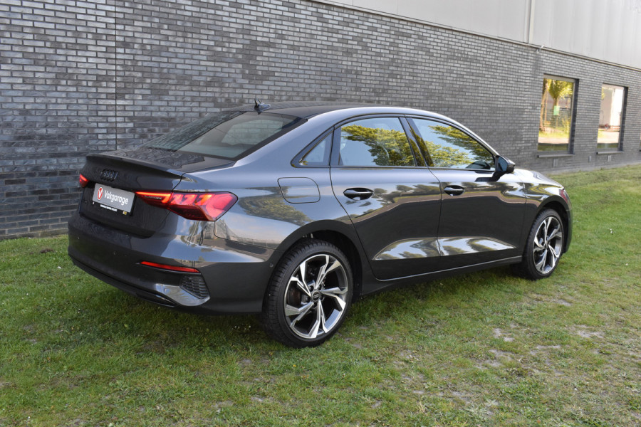 Audi A3 Limousine 30 TFSI edition one Apple Carplay Automaat