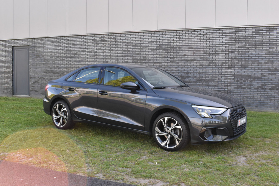 Audi A3 Limousine 30 TFSI edition one Apple Carplay Automaat