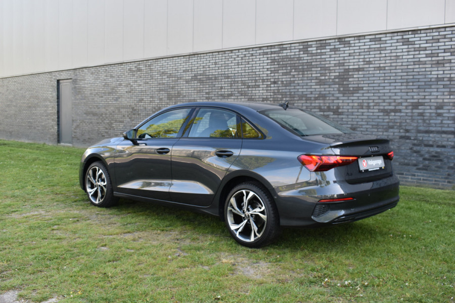 Audi A3 Limousine 30 TFSI edition one Apple Carplay Automaat
