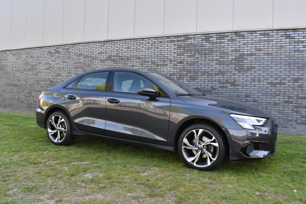 Audi A3 Limousine 30 TFSI edition one Apple Carplay Automaat