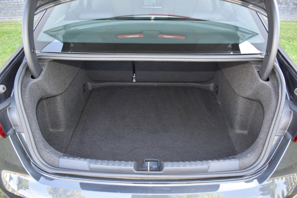 Audi A3 Limousine 30 TFSI edition one Apple Carplay Automaat