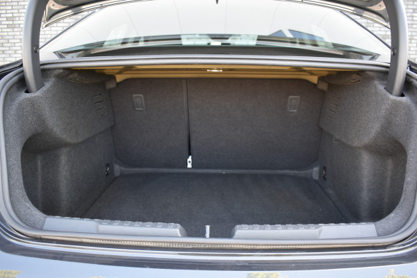 Audi A3 Limousine 30 TFSI edition one Apple Carplay Automaat