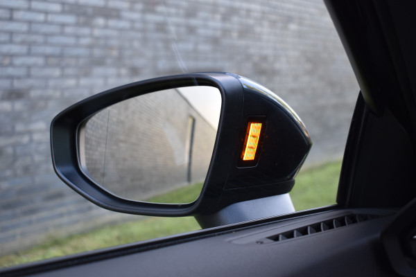 Audi A3 Limousine 30 TFSI edition one Apple Carplay Automaat