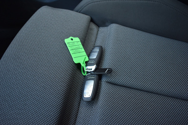 Audi A3 Limousine 30 TFSI edition one Apple Carplay Automaat