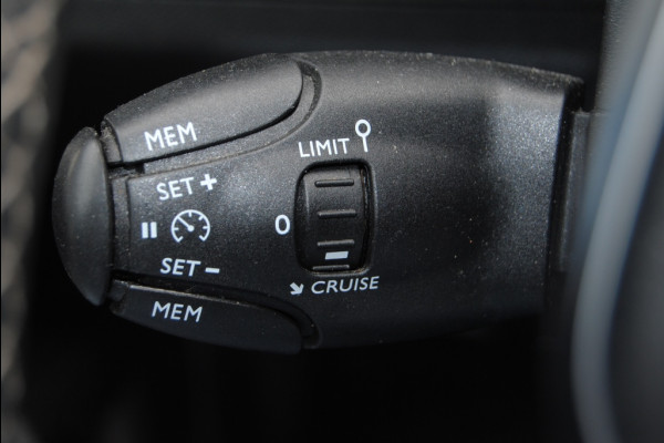 Peugeot 5008 1.2 PT BL. Premium | 7-Pers | Camera| Trekhaak |