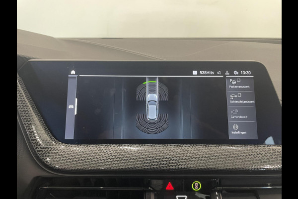 BMW 1-serie 118i Sportline Business Edition Automaat Navigatie Apple Carplay/Android Auto Camera Parkeersensoren Cruise Control Virtual Cockpit Sfeerverlichting Ledverlichting Climate Control Lichtmetalen velgen