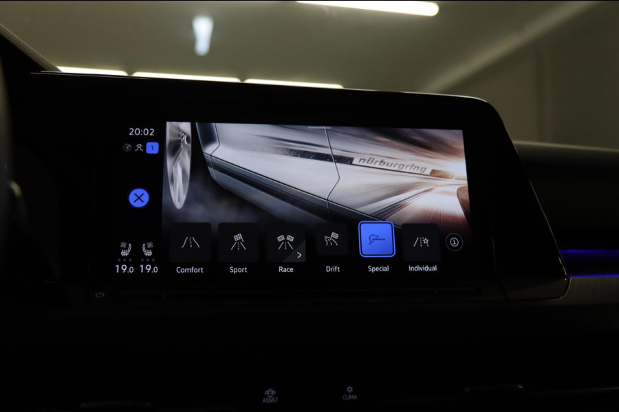 Volkswagen Golf 2.0 TSI R 4Motion PERFORMANCE /AKRA/PANO/HUD/IQ-LIGHT/H-K/BOMVOL