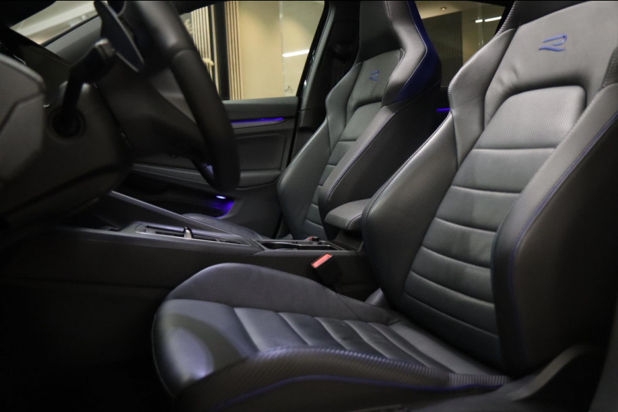 Volkswagen Golf 2.0 TSI R 4Motion PERFORMANCE /AKRA/PANO/HUD/IQ-LIGHT/H-K/BOMVOL