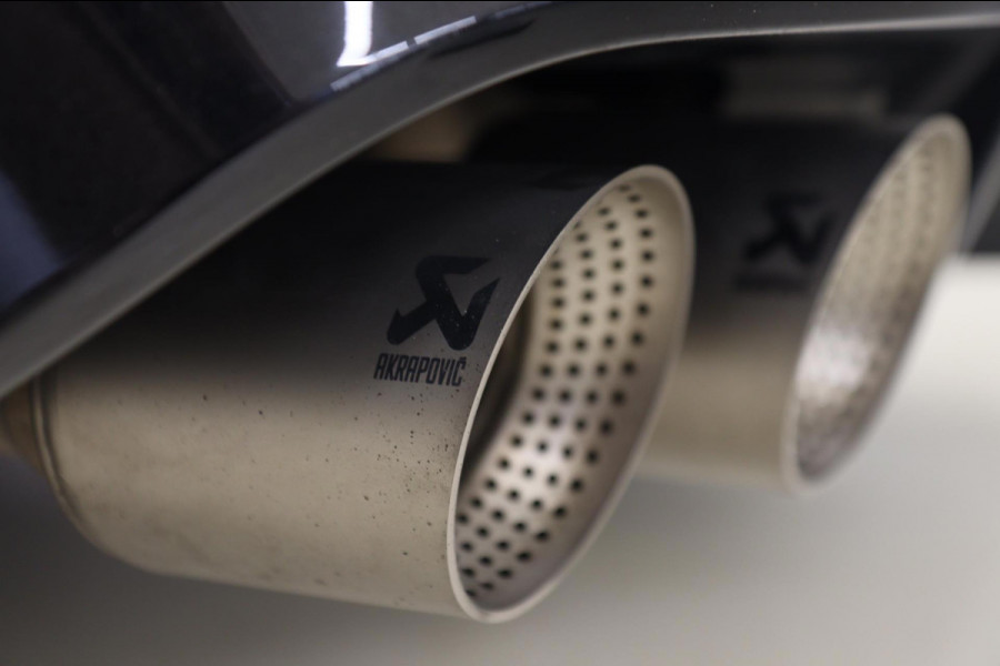 Volkswagen Golf 2.0 TSI R 4Motion PERFORMANCE /AKRA/PANO/HUD/IQ-LIGHT/H-K/BOMVOL