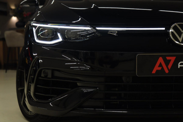 Volkswagen Golf 2.0 TSI R 4Motion PERFORMANCE /AKRA/PANO/HUD/IQ-LIGHT/H-K/BOMVOL