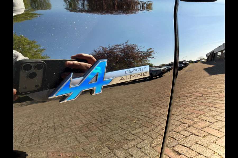 Renault Austral 1.2 E-Tech full hybrid 200 iconic esprit Alpine Harman Kardon Sound / Afn. trekhaak / Head up / Winter pack