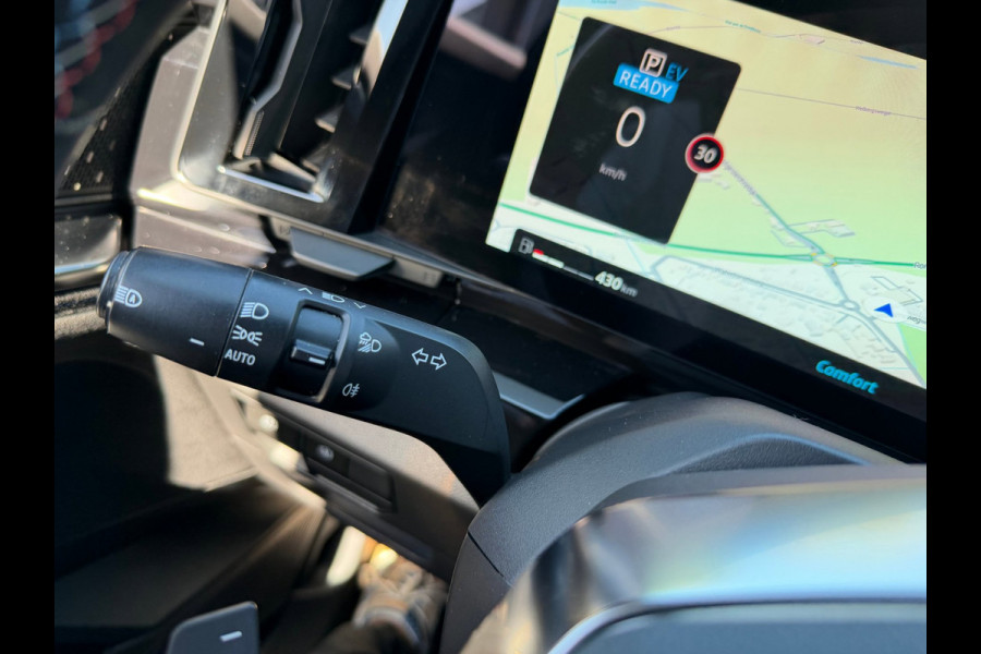 Renault Austral 1.2 E-Tech full hybrid 200 iconic esprit Alpine Harman Kardon Sound / Afn. trekhaak / Head up / Winter pack