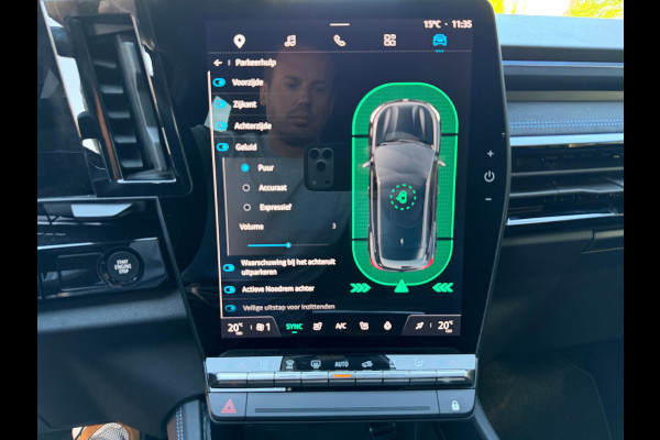 Renault Austral 1.2 E-Tech full hybrid 200 iconic esprit Alpine Harman Kardon Sound / Afn. trekhaak / Head up / Winter pack