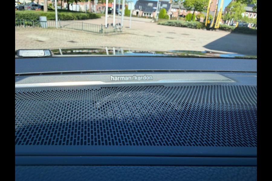 Renault Austral 1.2 E-Tech full hybrid 200 iconic esprit Alpine Harman Kardon Sound / Afn. trekhaak / Head up / Winter pack