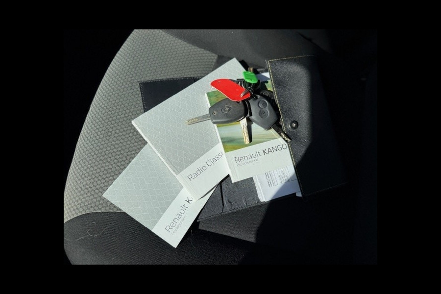 Renault Kangoo 1.5 Blue dCi 80 Comfort AIRCO I TREKHAAK I PDC I IMPERIAAL I EXTRA LAADRUIMTE SLOTEN I VAN 1e EIGENAAR