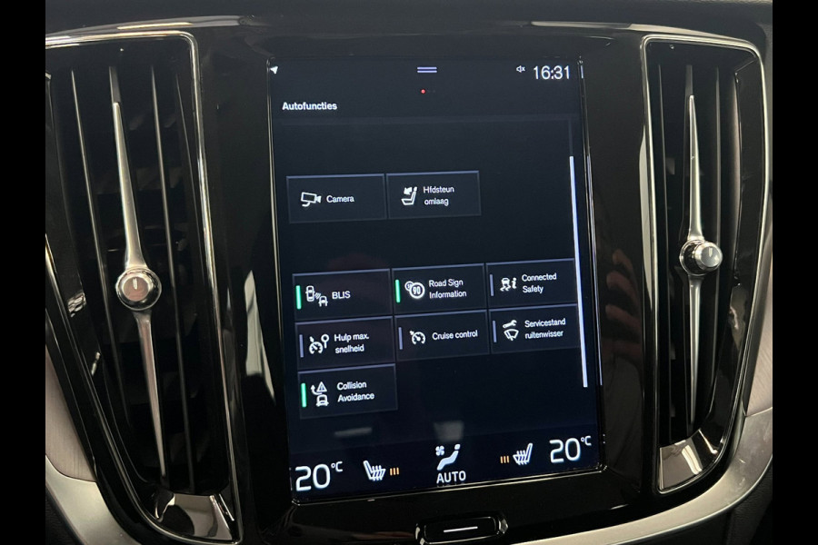 Volvo V60 2.0 T5 Momentum / NL-auto / CarPlay / Leder / Trekhaak
