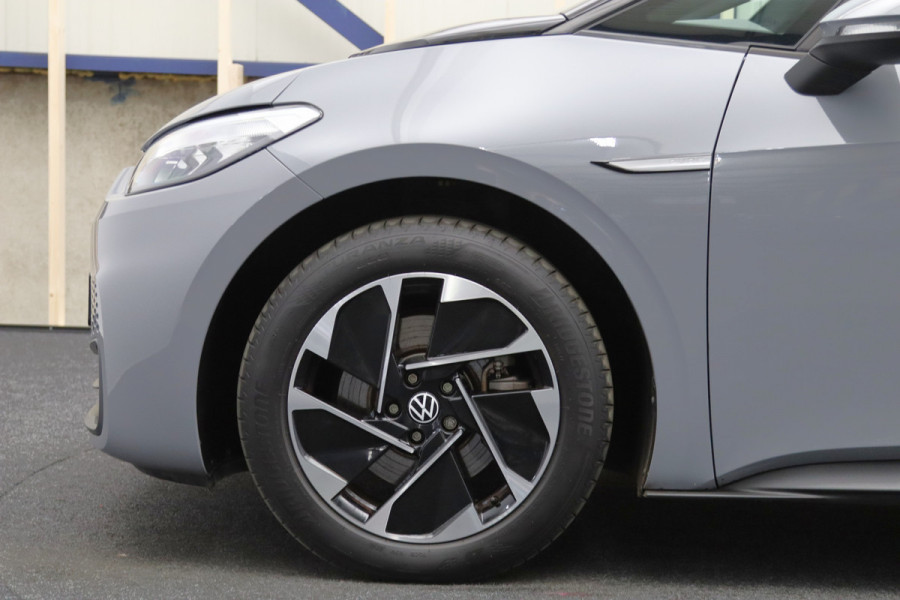 Volkswagen ID.3 Pure 45 kWh, LM Velgen, Carplay, DAB, Parkeersensoren