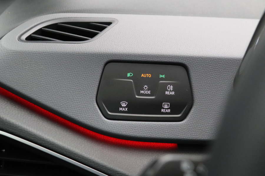 Volkswagen ID.3 Pure 45 kWh, LM Velgen, Carplay, DAB, Parkeersensoren