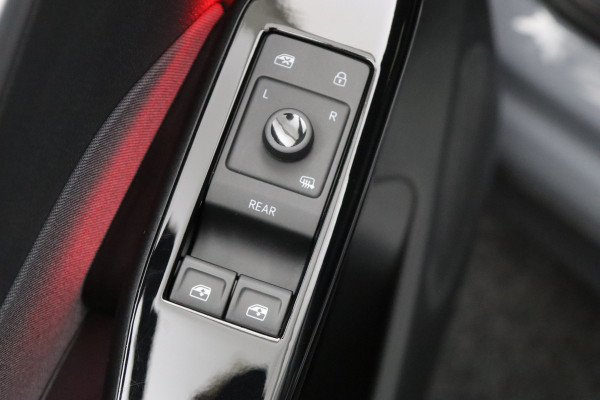 Volkswagen ID.3 Pure 45 kWh, LM Velgen, Carplay, DAB, Parkeersensoren