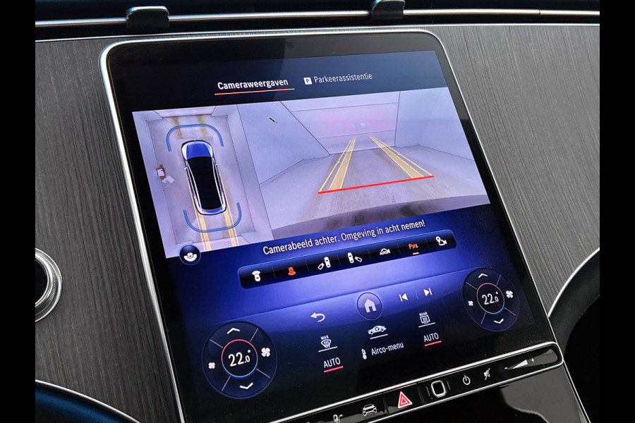 Mercedes-Benz EQE AMG 43 4MATIC 90 kWh(Goed OnderH, Panorama, 360 Camera, SfeerVerlichting, Massage Stoelen, StoelV, Lane A, Etc)