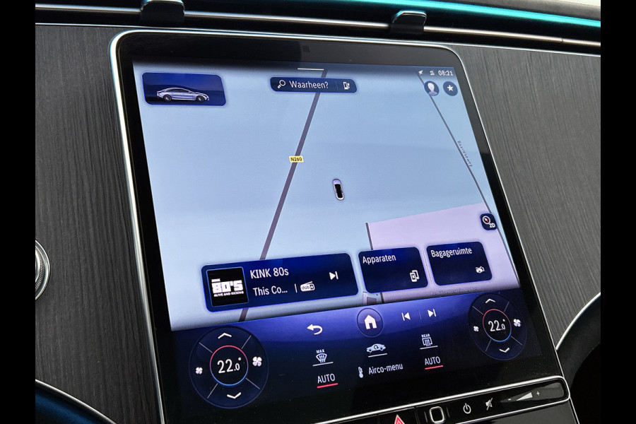 Mercedes-Benz EQE AMG 43 4MATIC 90 kWh(Goed OnderH, Panorama, 360 Camera, SfeerVerlichting, Massage Stoelen, StoelV, Lane A, Etc)