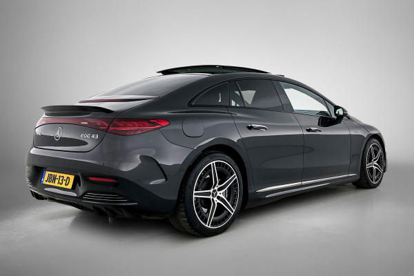 Mercedes-Benz EQE AMG 43 4MATIC 90 kWh(Goed OnderH, Panorama, 360 Camera, SfeerVerlichting, Massage Stoelen, StoelV, Lane A, Etc)