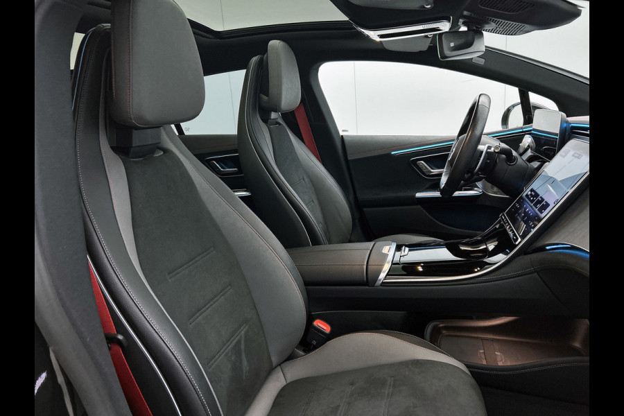 Mercedes-Benz EQE AMG 43 4MATIC 90 kWh(Goed OnderH, Panorama, 360 Camera, SfeerVerlichting, Massage Stoelen, StoelV, Lane A, Etc)