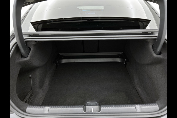 Mercedes-Benz EQE AMG 43 4MATIC 90 kWh(Goed OnderH, Panorama, 360 Camera, SfeerVerlichting, Massage Stoelen, StoelV, Lane A, Etc)